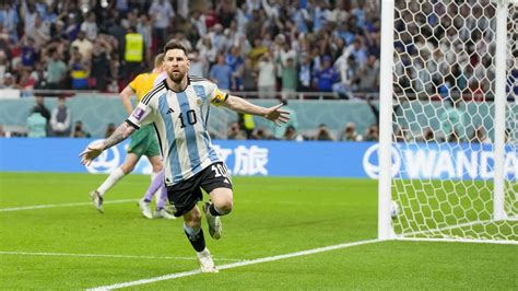 how many goals did messi score in world cup